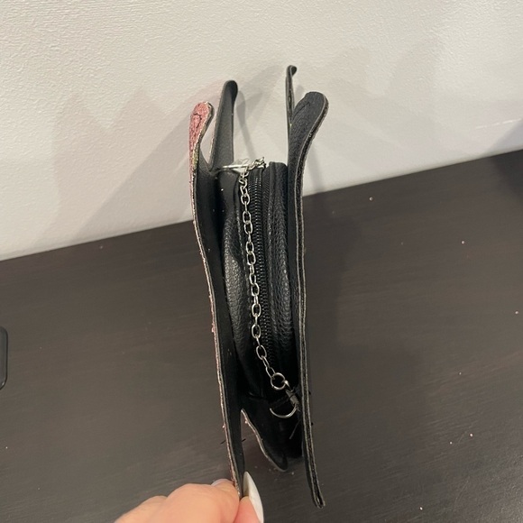 Pink Glittery Star Shaped Kids Crossbody - Picture 5 of 5